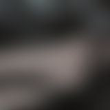 Userwunsch - Rote Fußnägel unter Nylons