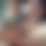 dicke ti*ten in lackbody mit glatter fettPu**y