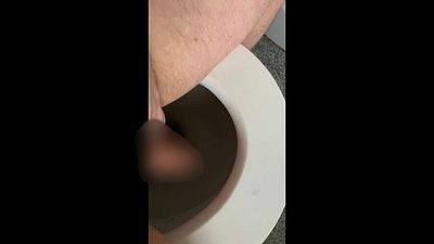 Nach dem pi**en noch gew*xxt