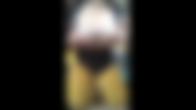 Deine Göttin befiehlt dir, dich zu fi**en!