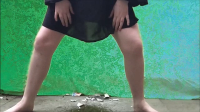 Arikajira Pee Wee Watersports Outside Lil Quicky